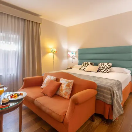 Hotel Izan