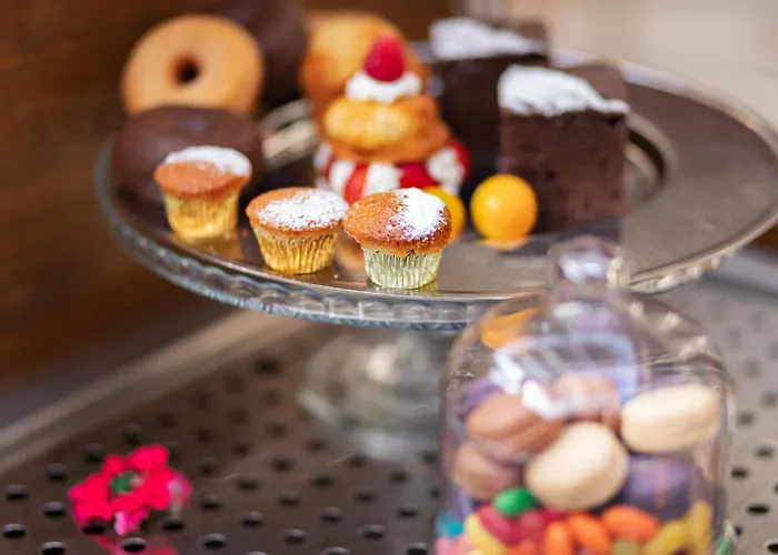 Izan Ξενοδοχείο